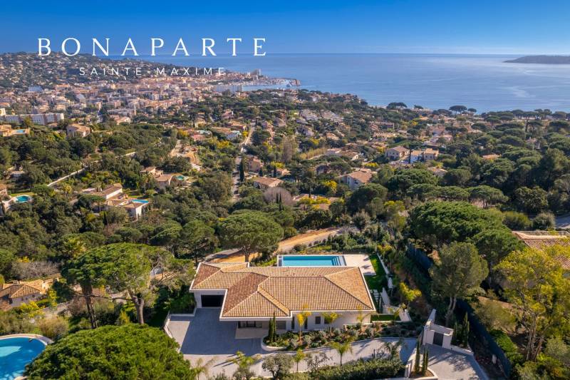 Villa de luxe à vendre à Sainte-Maxime avec vue mer et jardins paysagés