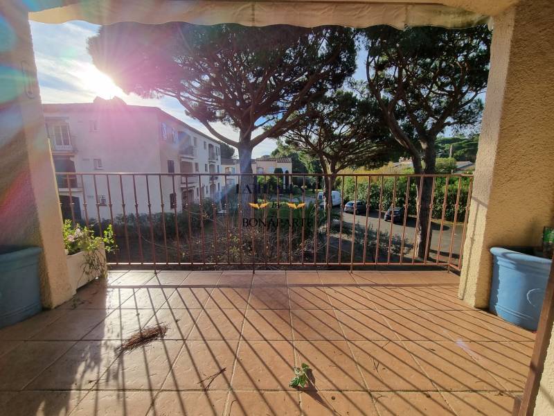 Appartement en vente aux Issambres avec piscone collective