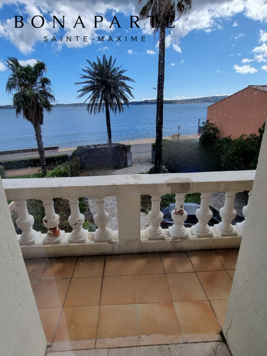 Grande villa à rénover dans le centre-villede Sainte Maxime dans le Var