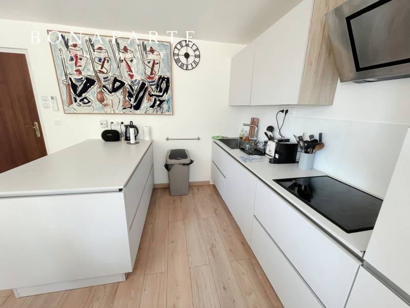 T2 vue mer à vendre Sainte-Maxime