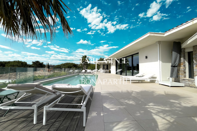 location villa bord de mer Côte d’Azur