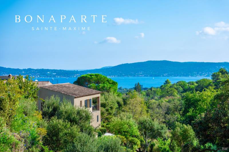 Villa avec piscine et vue mer Grimaud Var