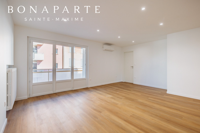 A vendre appartement en centre-ville de Sainte Maxime