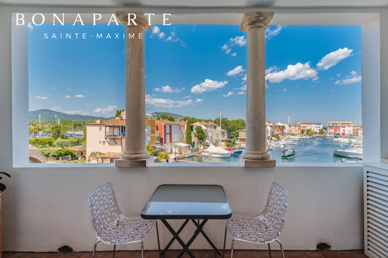 Acheter un appartement avec place de bateau à Port-Grimaud