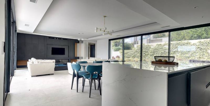 Location villa de luxe à Sainte-Maxime avec piscine et vue mer